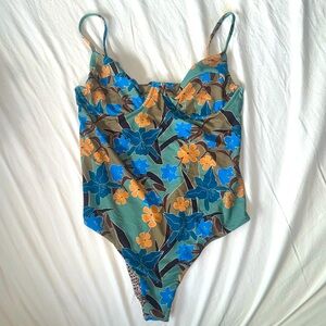 Acacia Suki Shikoku One piece size M